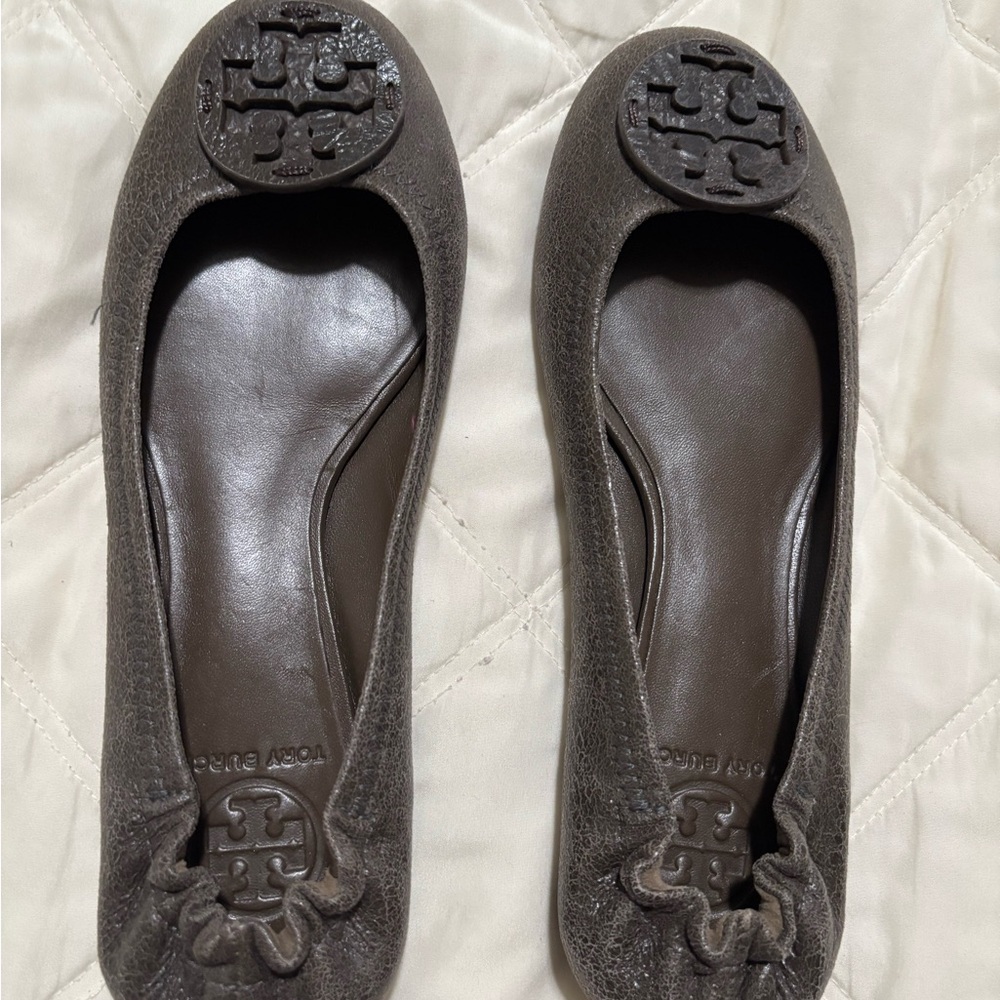 Tory Burch Taupe Leather Flats